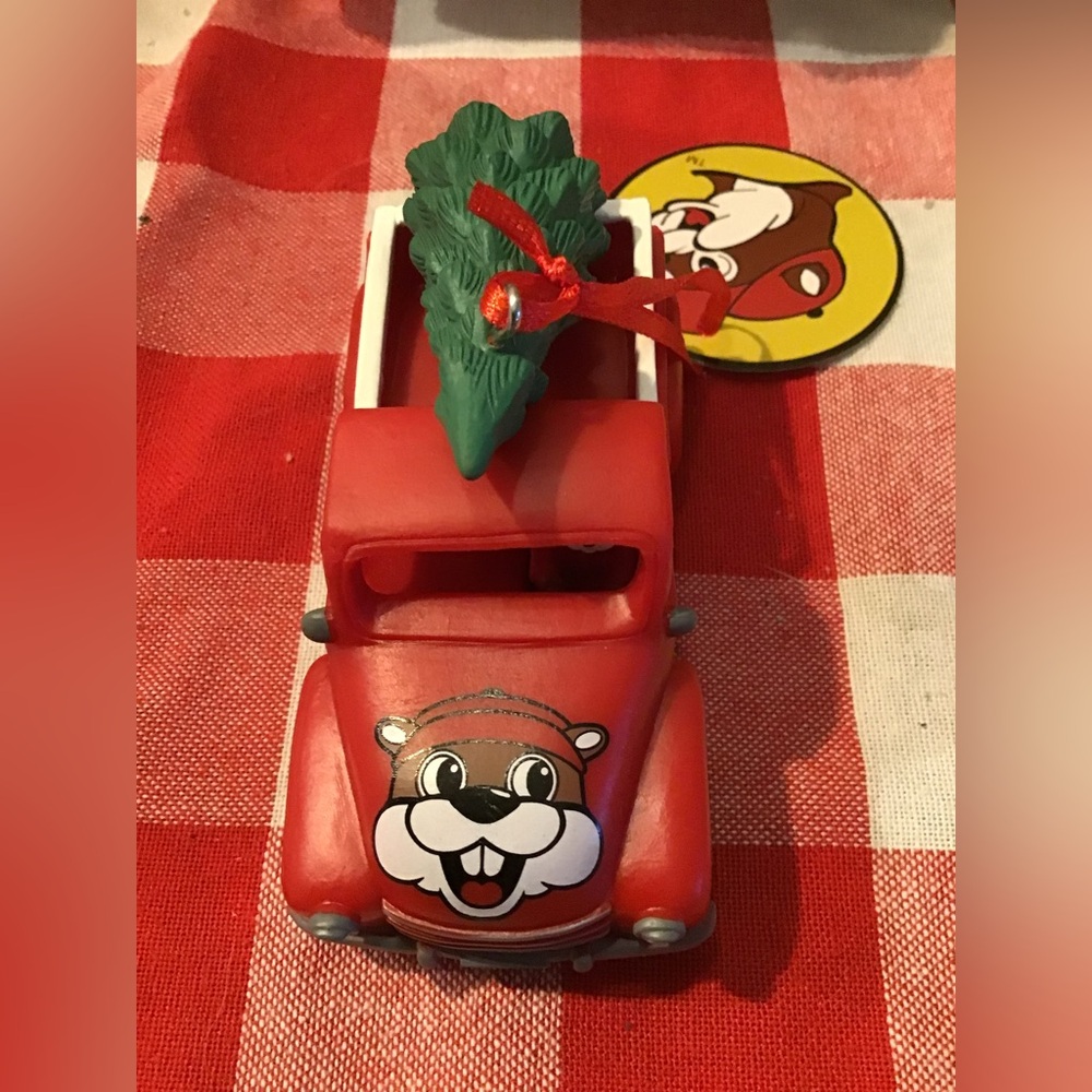 Buc-ee’s beaver red truck tree farmhouse christmas ornament -NEW